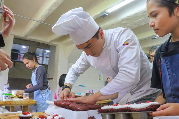 Carrera Técnico Laboral en Cocina Nacional e Internacional